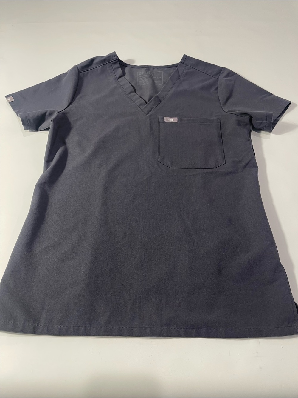 FIGS Technical Collection Women's Scrub Top V-Neck Short Sleeve Gray XS SKU#0715